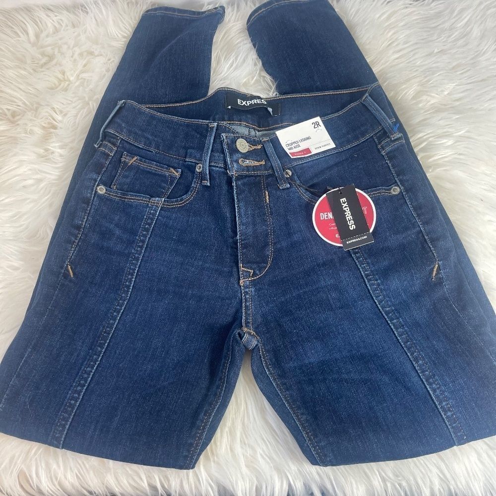 Express NWT Denim Perfect Cropped Legging Mid Rise Sz‎ 2R